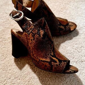 Stylish Brown Snake Print Heels